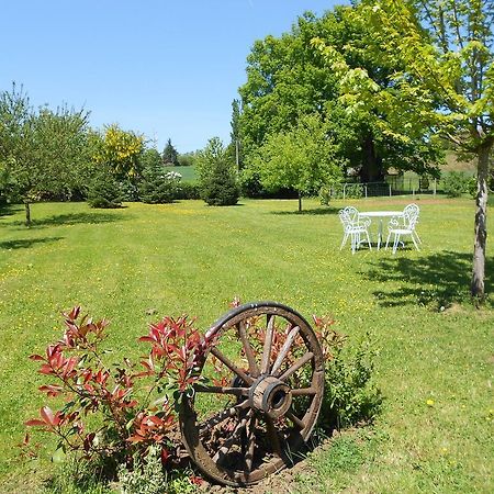 Au Coeur D'Origny Bed and Breakfast Couches Εξωτερικό φωτογραφία
