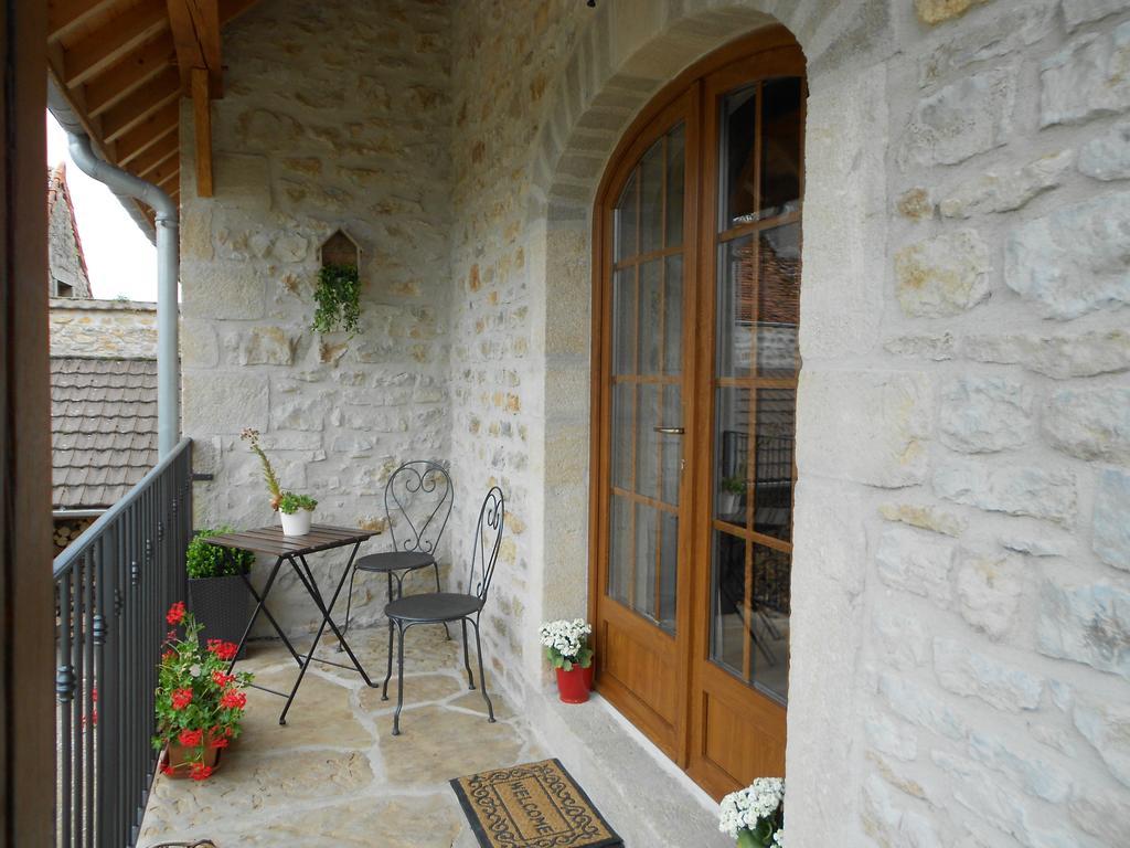 Au Coeur D'Origny Bed and Breakfast Couches Εξωτερικό φωτογραφία